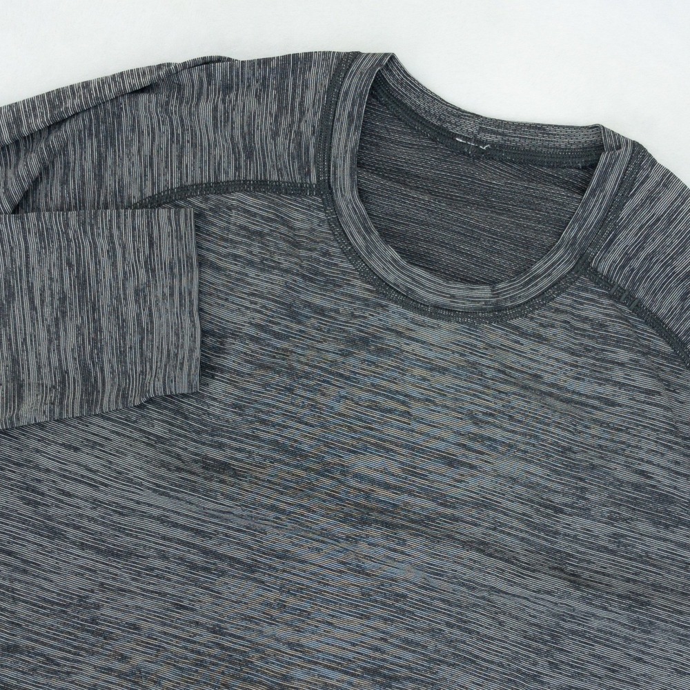 Lululemon Metal Vent Tech Shirt Mens Medium Gray Space Dye Long Sleeve Crew Neck